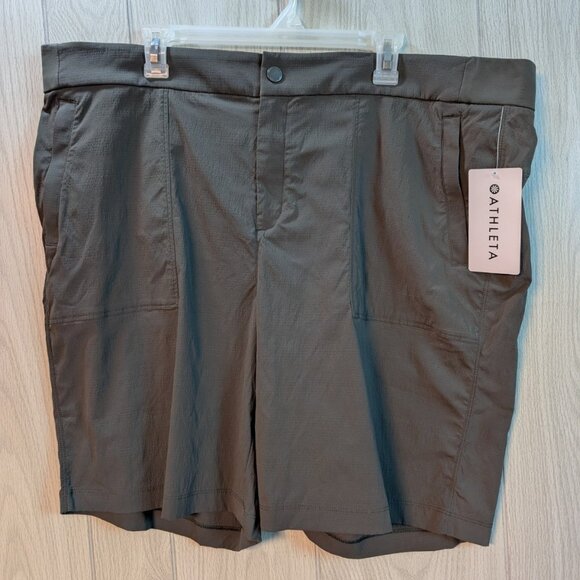 NWT New Athleta Trekkie Bermuda 2.0 Ripstop Shorts Gray Green Size 22 - Picture 1 of 5
